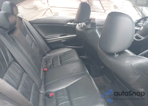 2008 Honda Accord 2.4 Ex-L z USA, uszkodzony, nr VIN 1HGCP268X8A107968